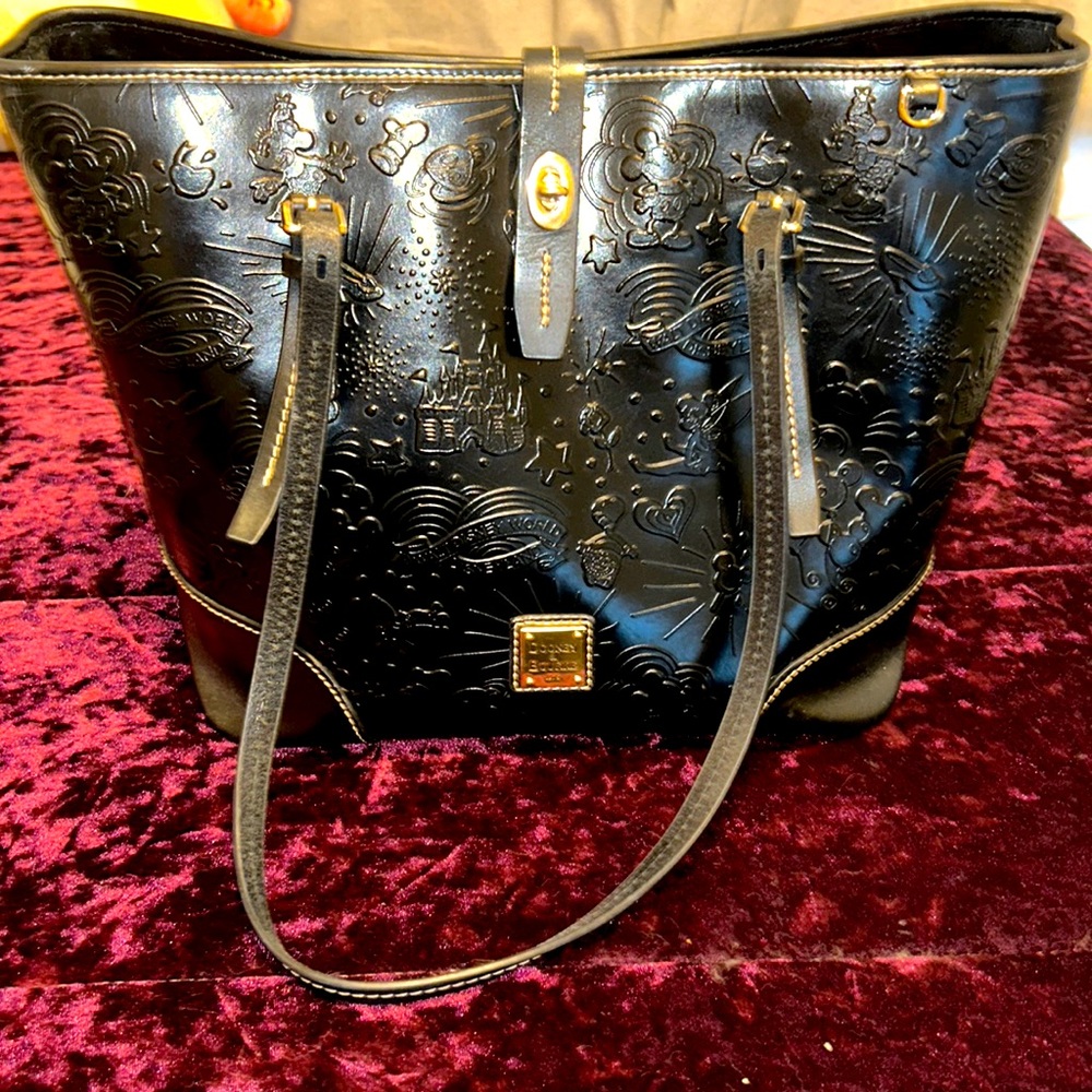 Walt Disney World Dooney & Bourke Sketch Icon Black Embossed Leather Tote Purse